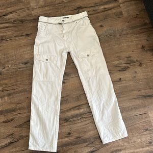 Balmain white zippered Jeans. Size 31